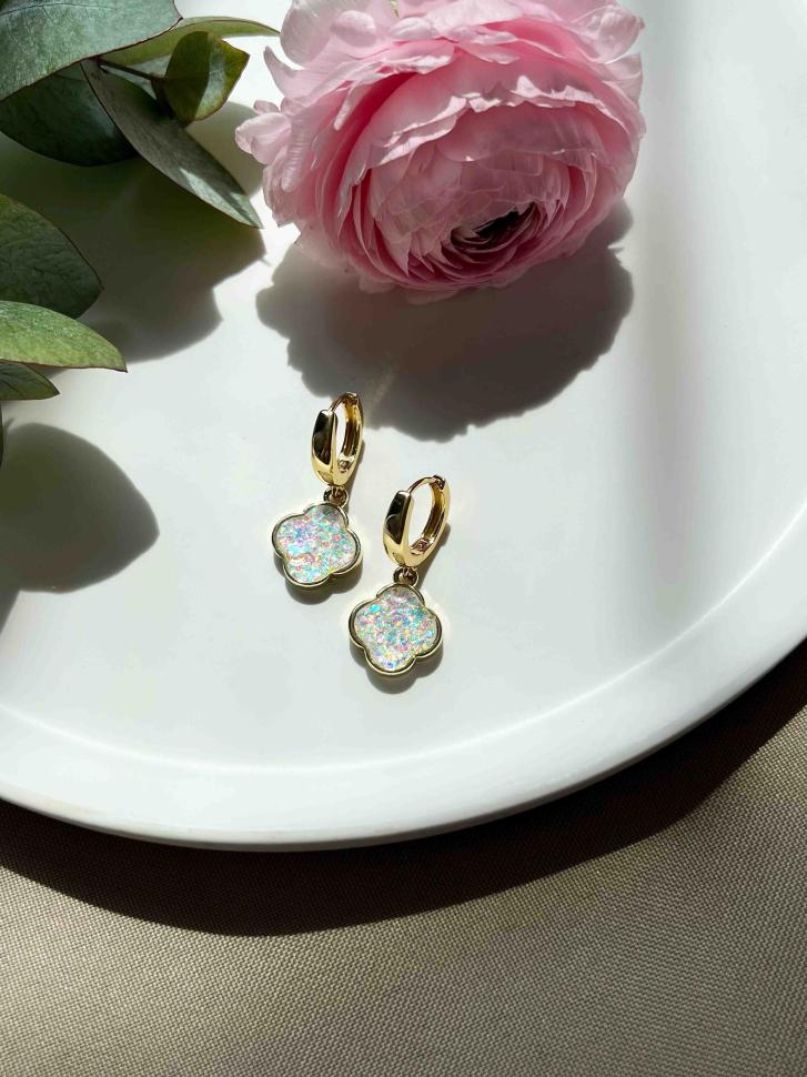 Серьги с подвеской клевер Белый (5403) Серьги с подвеской клевер Белый (5403)