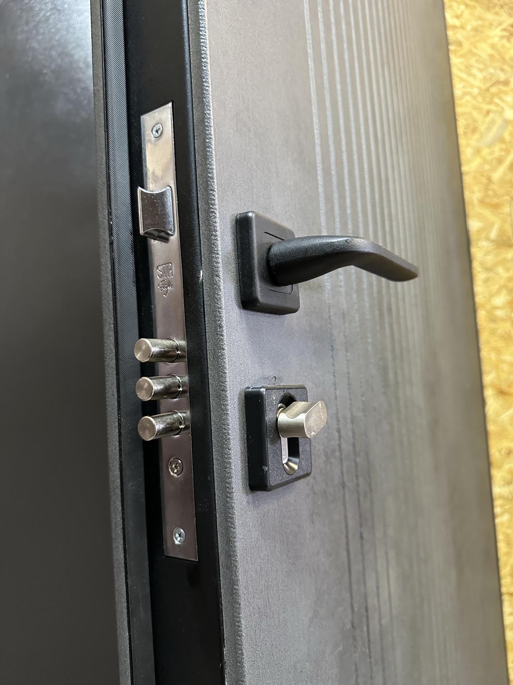 Дверь входная Redfort Лофт квартира 860х2050 мм Бетон темный (28079085) - фото 5 Дверь входная Redfort Лофт квартира 860х2050 мм Бетон темный (28079085) - фото 5