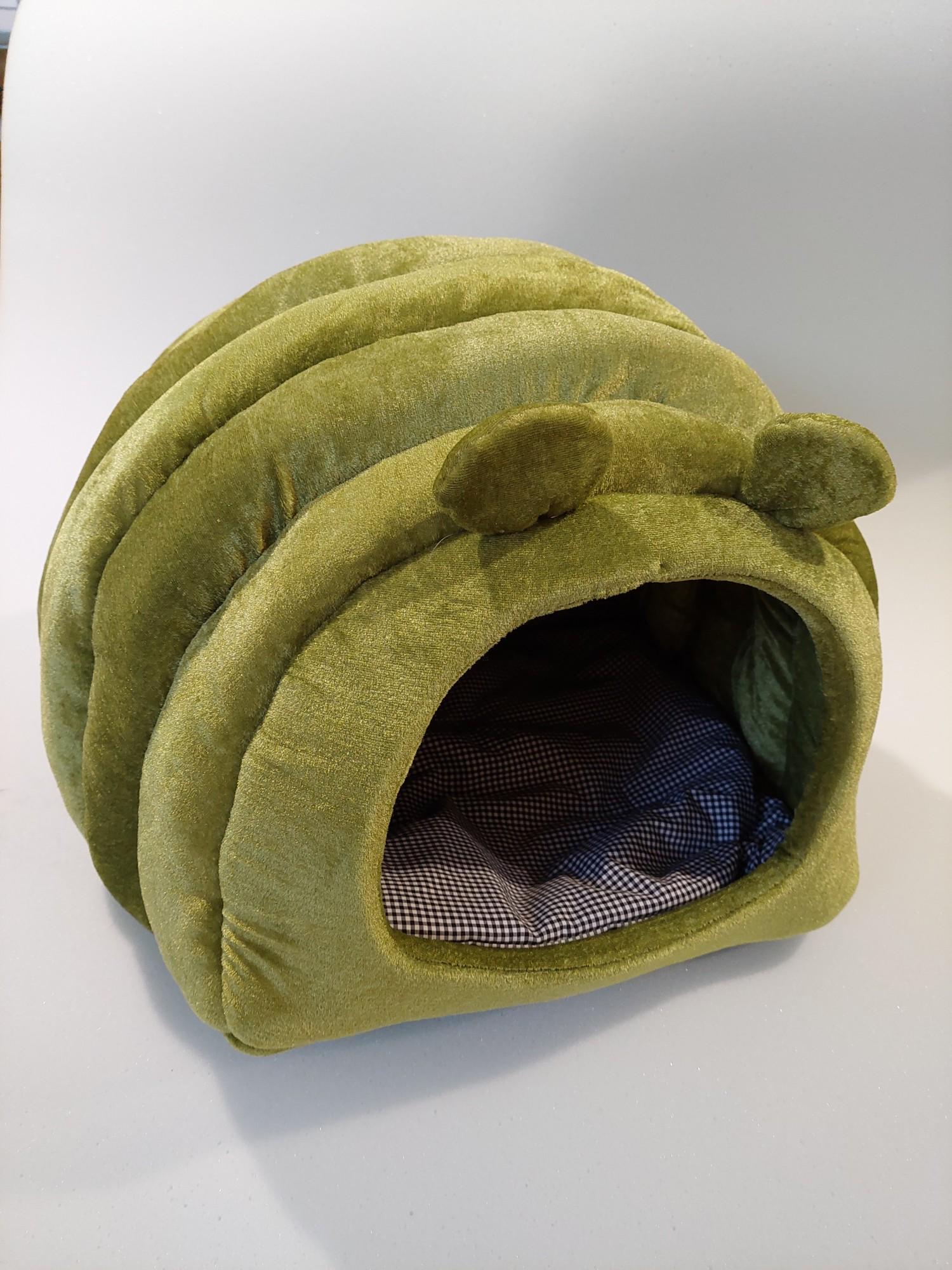 Домик-лежак для домашних животных Luх home Гусеница с подушкой 48х40х36 см Оливковый (26858173) - фото 1 Домик-лежак для домашних животных Luх home Гусеница с подушкой 48х40х36 см Оливковый (26858173) - фото 1