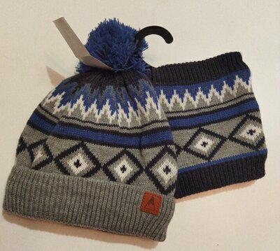 Зимовий комплект шапка/хомут для хлопчика Kiabi на 2-3 роки