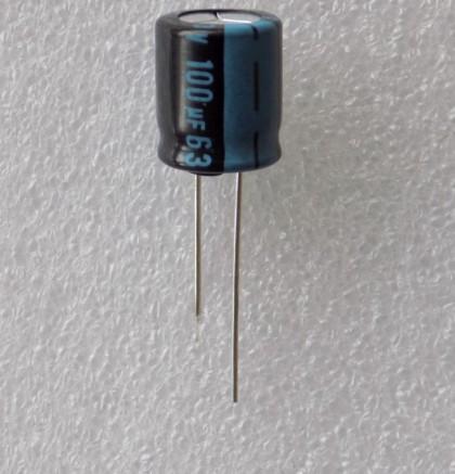 Конденсатор электролитический 100uF 63V 105C 100 мкФ 63В 105 град/100x63x105 град Jamicon 10x13 мм (17610)