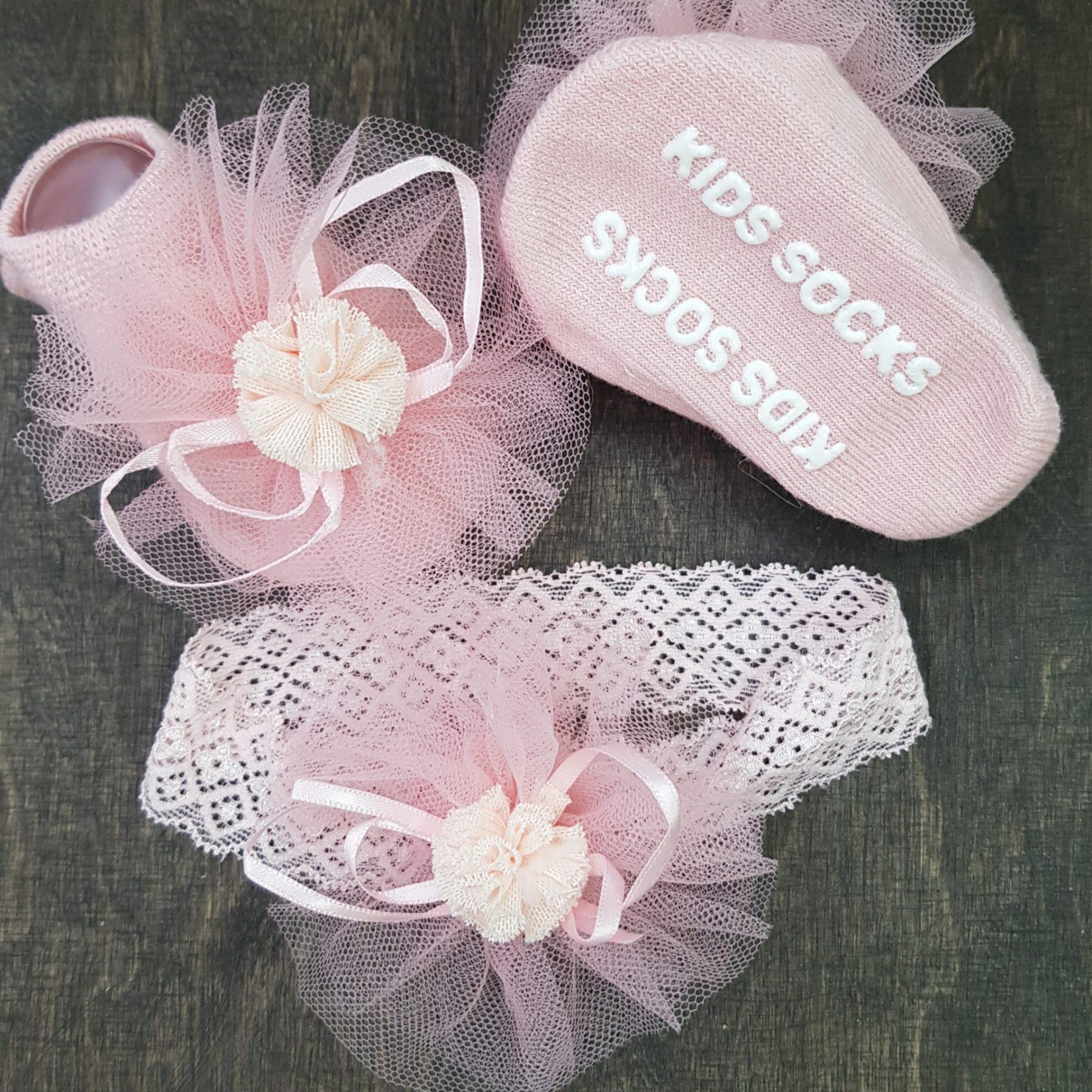 Комплект для немовлят Шкарпетки та пов'язка на голову Рожевий/Золотий (2470607897) - фото 2 Комплект для немовлят Шкарпетки та пов'язка на голову Рожевий/Золотий (2470607897) - фото 2