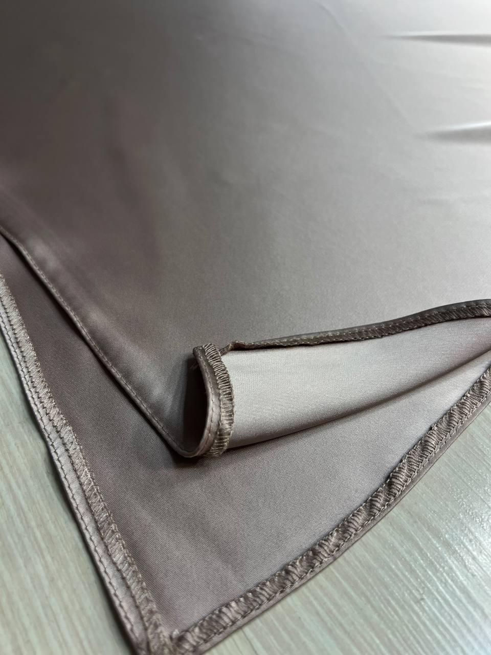 Юбка женская Gritana 230 атласная королевский шелк с разрезом на резинке S Бежевый (26468186) - фото 4