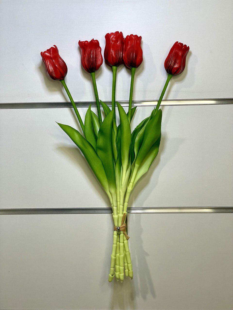 Декоративный тюльпан букет из 5 шт. Красный (T0001) Декоративный тюльпан букет из 5 шт. Красный (T0001)