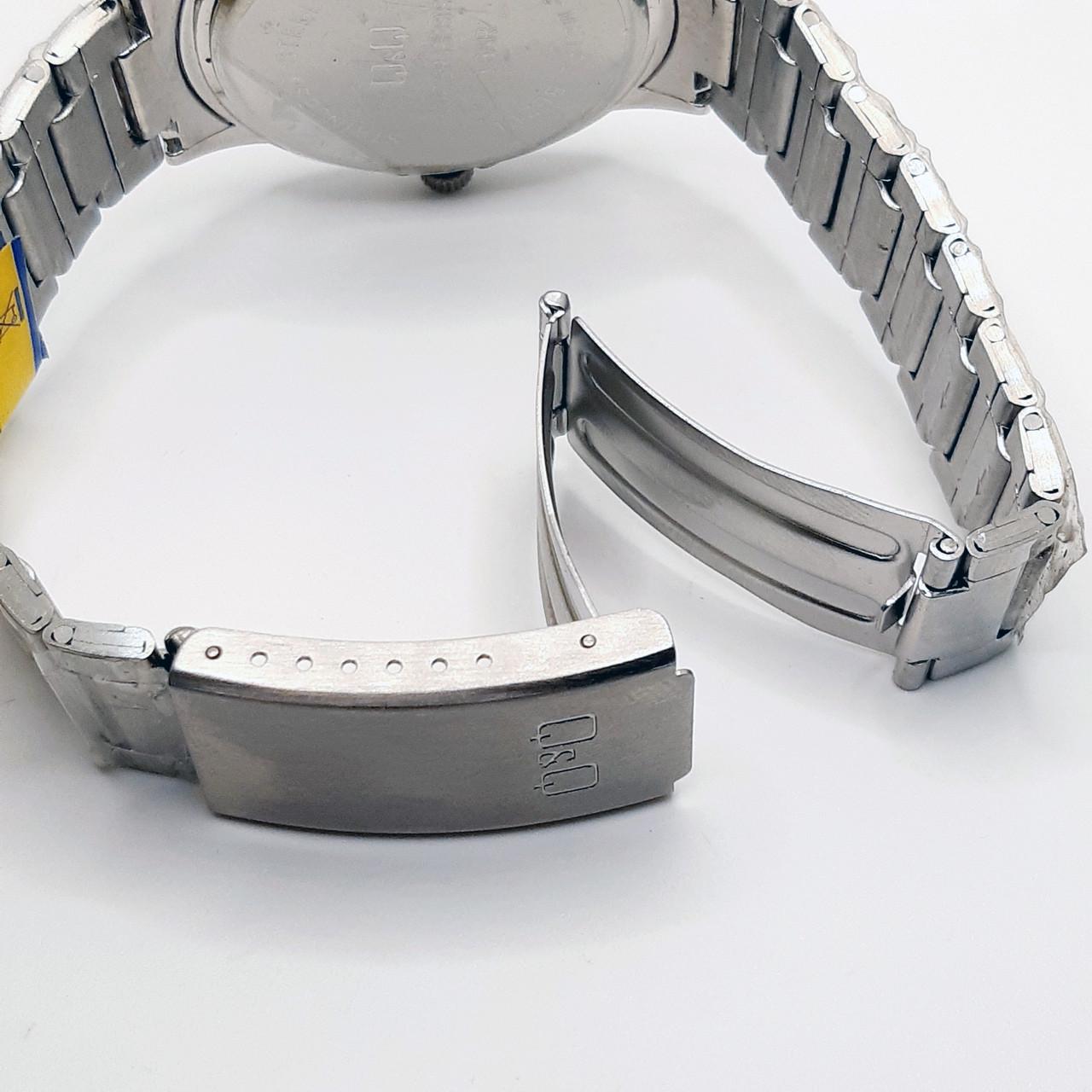 Наручные часы Q&Q женские кварцевые металлический ремешок (KW93-201) - фото 7 Наручные часы Q&Q женские кварцевые металлический ремешок (KW93-201) - фото 7