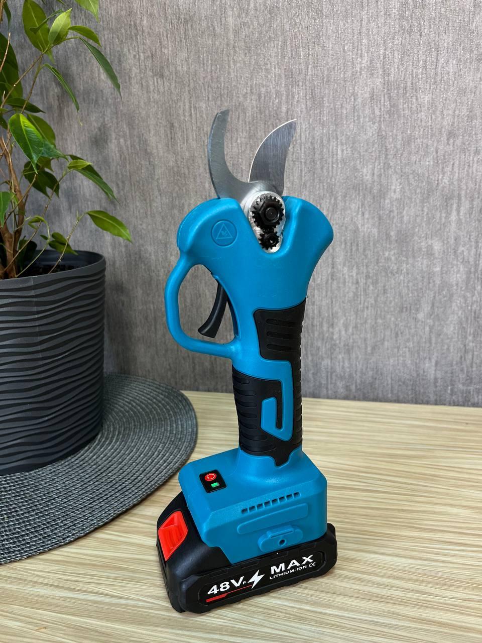 Электросекатор аккумуляторный садовый 48 В (3535) - фото 3