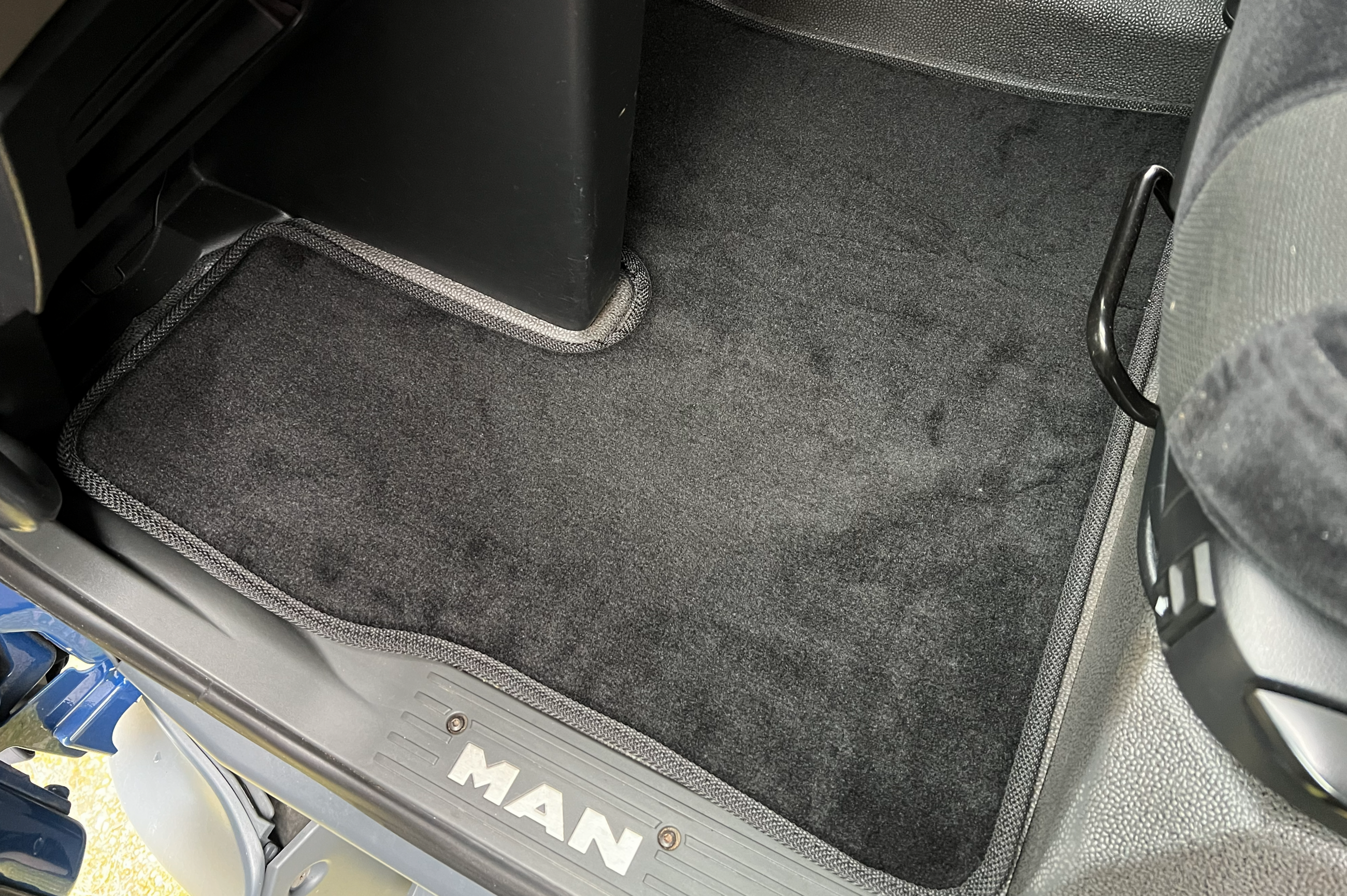 Килимки автомобільні Digital Designs Premium для MAN TGX 2020- рр. тканина Чорний (185841)