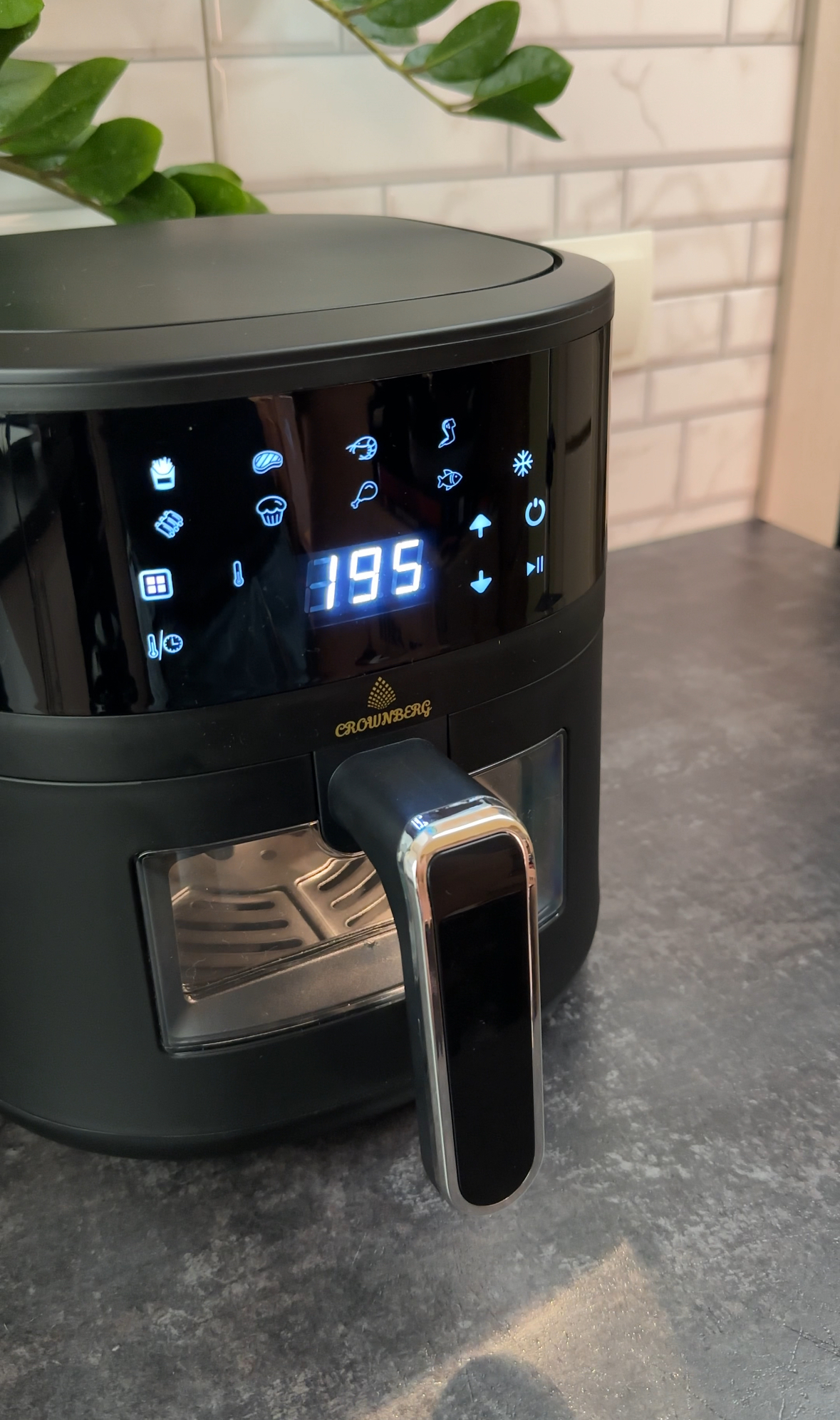 Мультипіч Crownberg сенсорне управління/LED-дисплей 5 л 2000 Вт (CB 5551) - фото 2 Мультипіч Crownberg сенсорне управління/LED-дисплей 5 л 2000 Вт (CB 5551) - фото 2