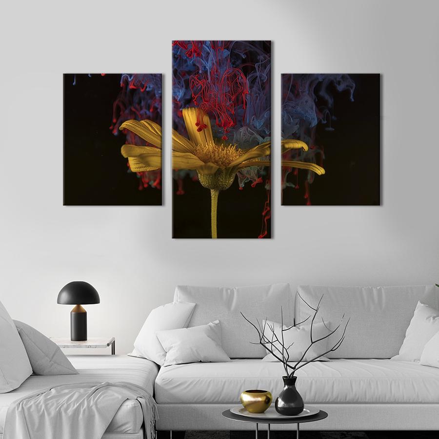 Картина на холсте триптих Цветок и красочная абстракция 141x90 см (834-32)