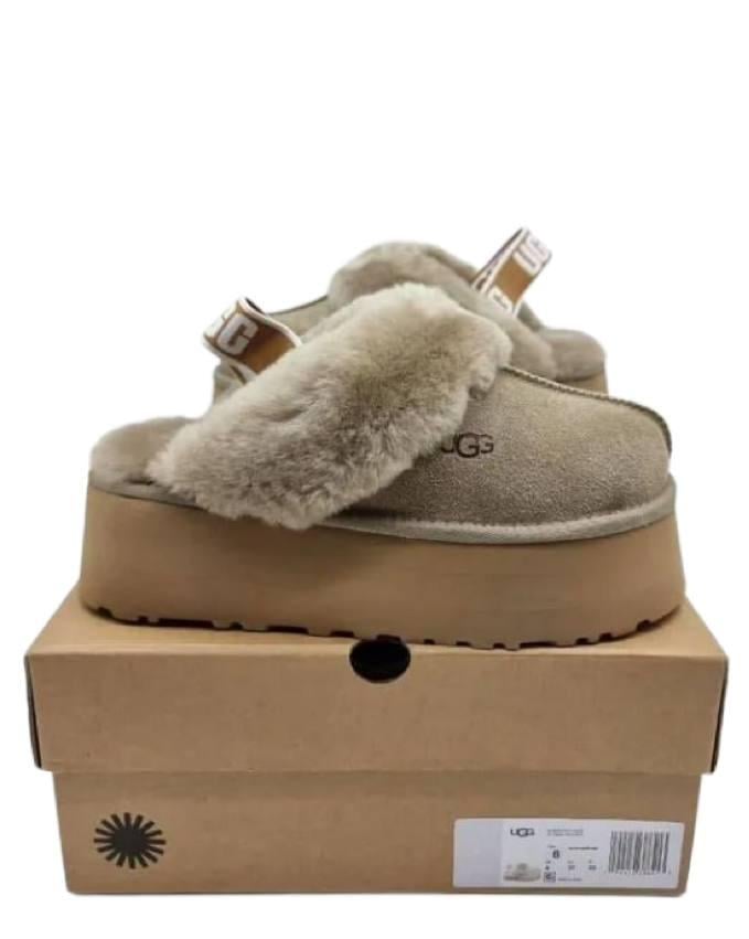 Уггі-сандалі жіночі на платформі замшеві UGG Funkette Slippers Platform TAUPE р. 40 Хакі (21063)