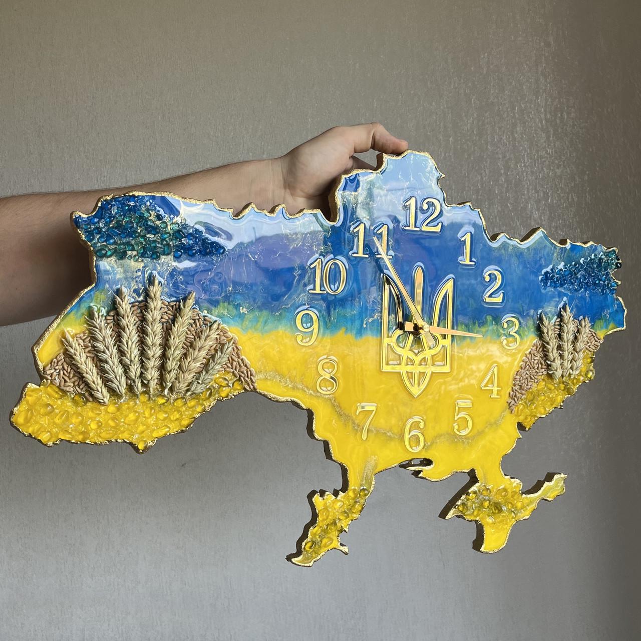 Годинник настінний з епоксидної смоли Карта України 60х38 см