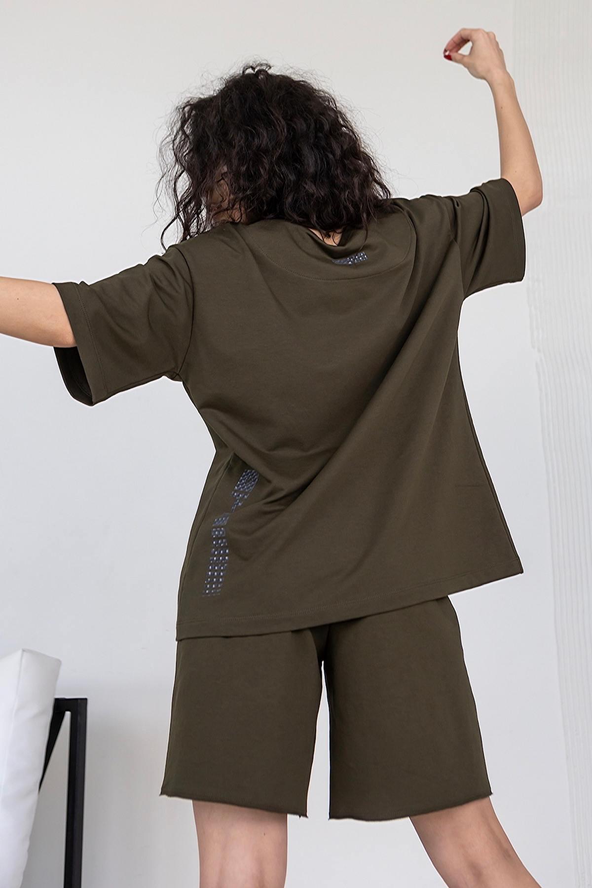 Шорти-бермуди жіночі подовжені TOTALFIT L Хакі (H25-LD36-L) - фото 3 Шорти-бермуди жіночі подовжені TOTALFIT L Хакі (H25-LD36-L) - фото 3