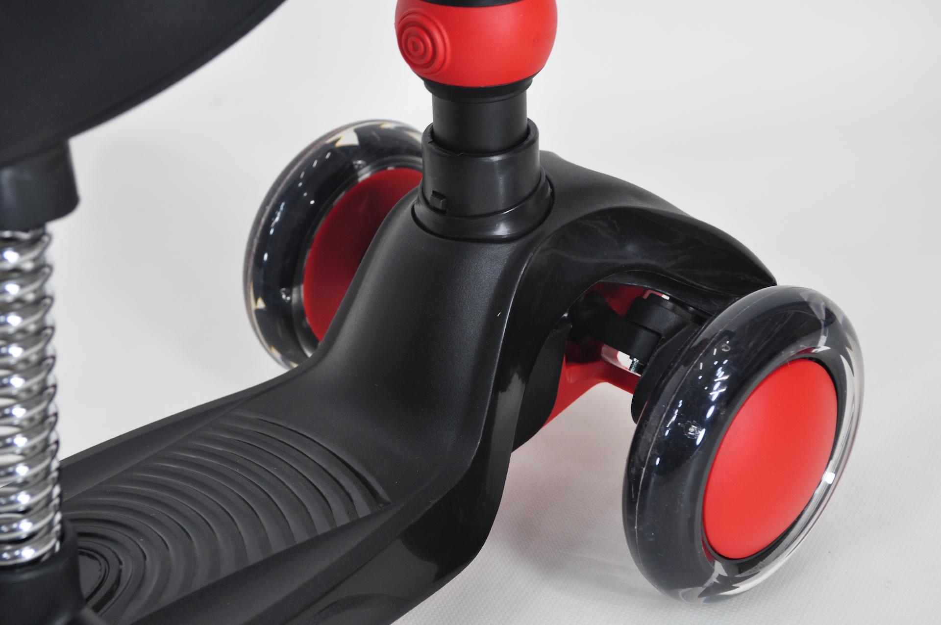 Самокат біговел Maraton Credo 3в1 дитячий триколісний з сидінням та батьківською ручкою Чорний - фото 12 Самокат біговел Maraton Credo 3в1 дитячий триколісний з сидінням та батьківською ручкою Чорний - фото 12