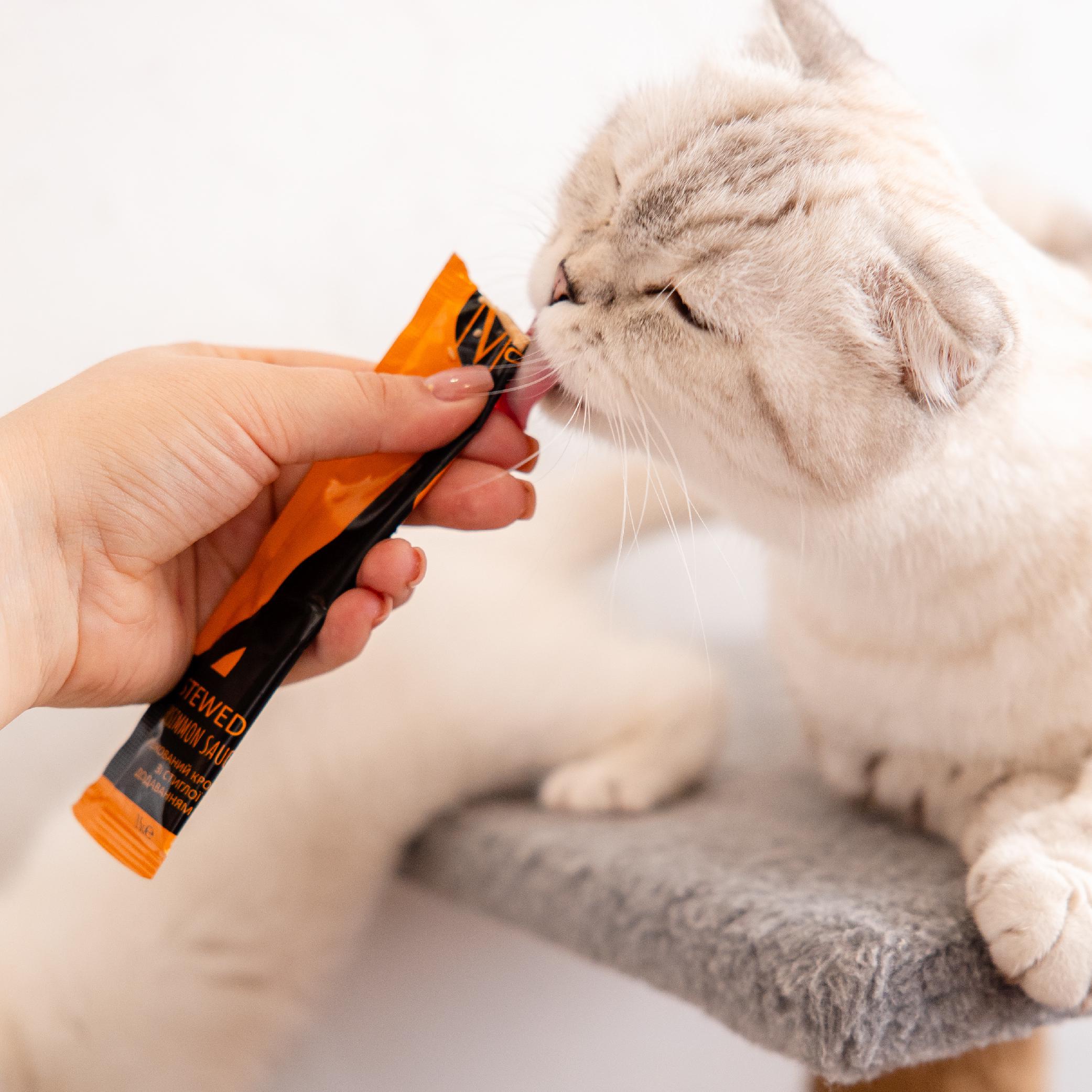 Ласощі для котів кремові Mavsy Creamy superfood STEWED RABBIT IN RIPE PERSIMMON SAUCE WITH CHIA SEEDS 5 шт./15 г (24628680) - фото 5 Ласощі для котів кремові Mavsy Creamy superfood STEWED RABBIT IN RIPE PERSIMMON SAUCE WITH CHIA SEEDS 5 шт./15 г (24628680) - фото 5