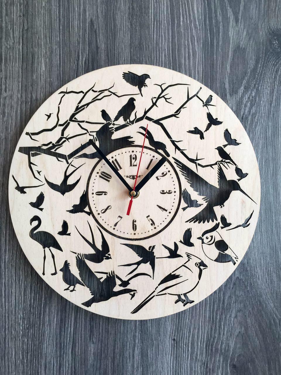 Часы с птичкой домик