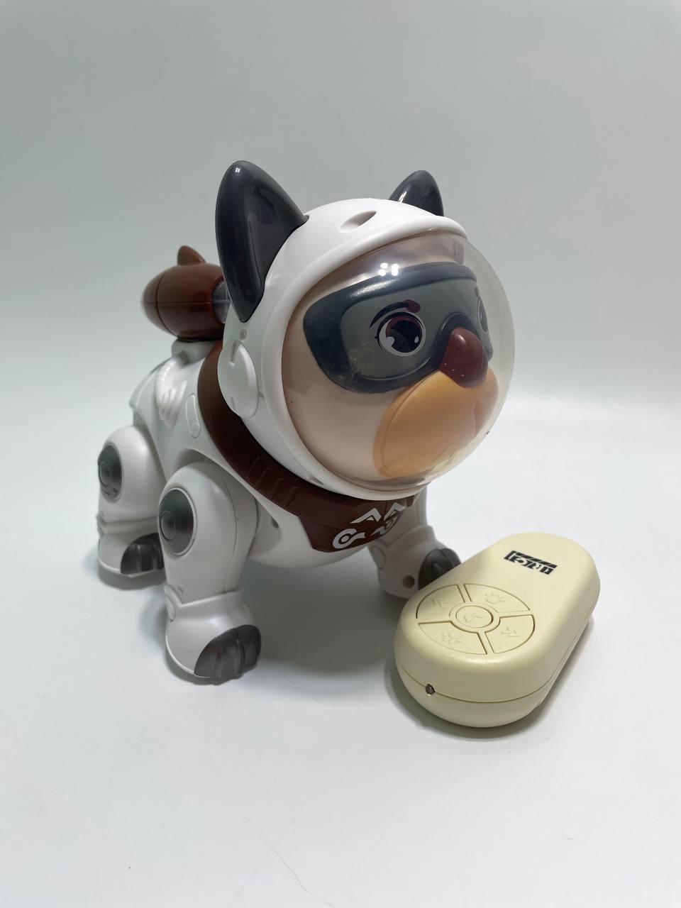 Игрушка Собачка на радиоуправлении озвучивание на английском языке/мелодии/интересные факты/подсветка - фото 2