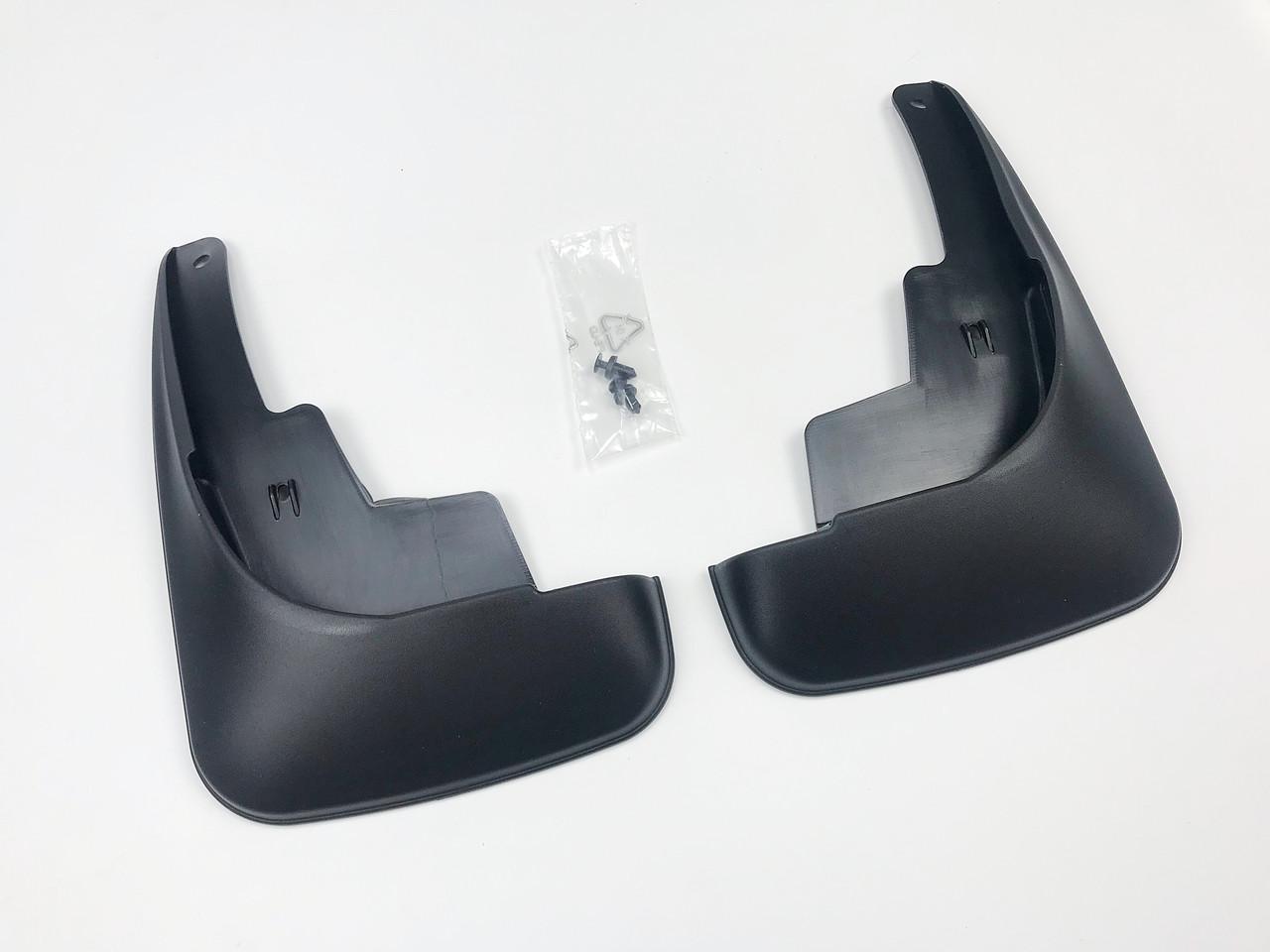 Брызговики автомобильные передние для Toyota Avensis 2003-2008 пластиковые Черный (PZ416-T0968-00)