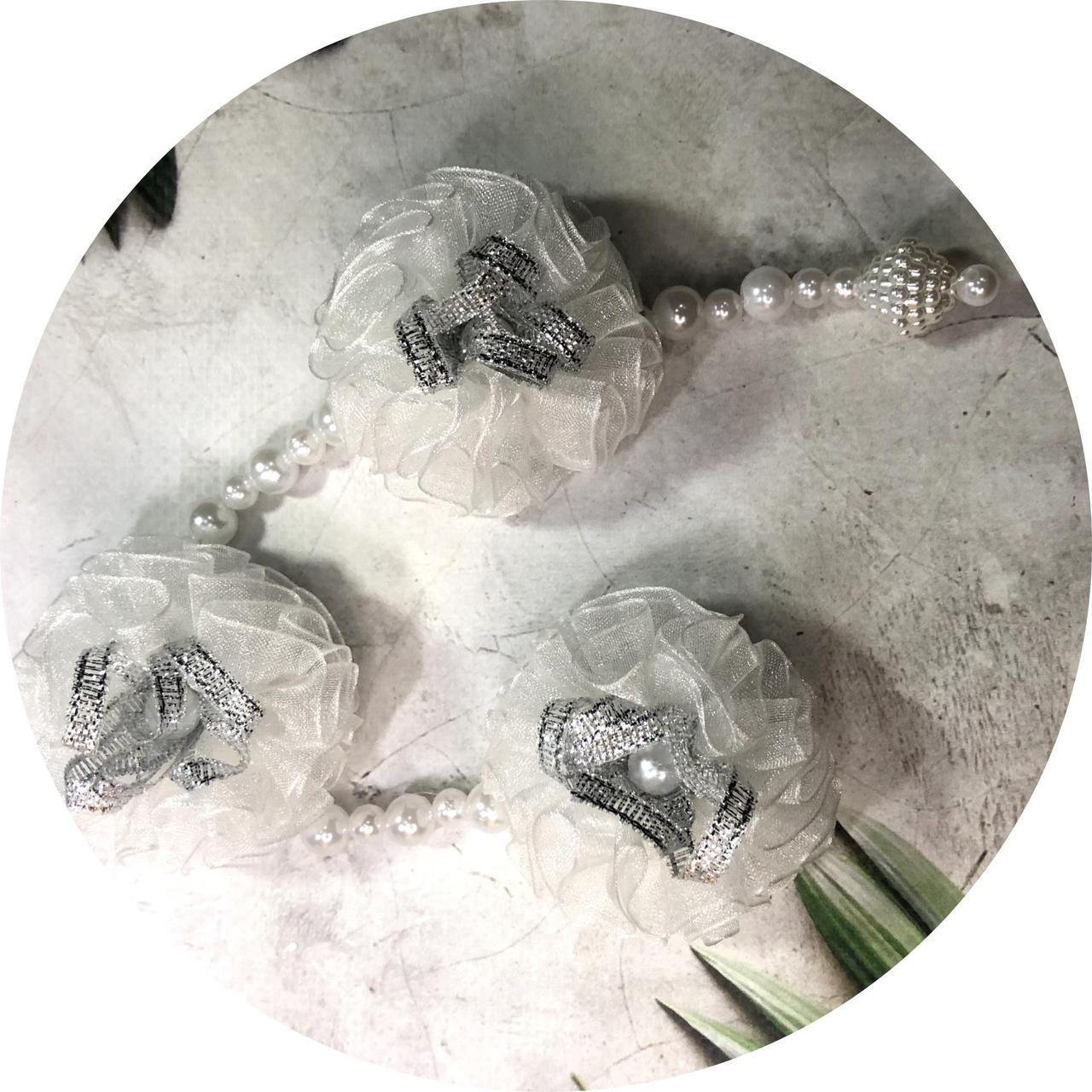 Стрічка в косу з квітками на заколках Білий (10852)