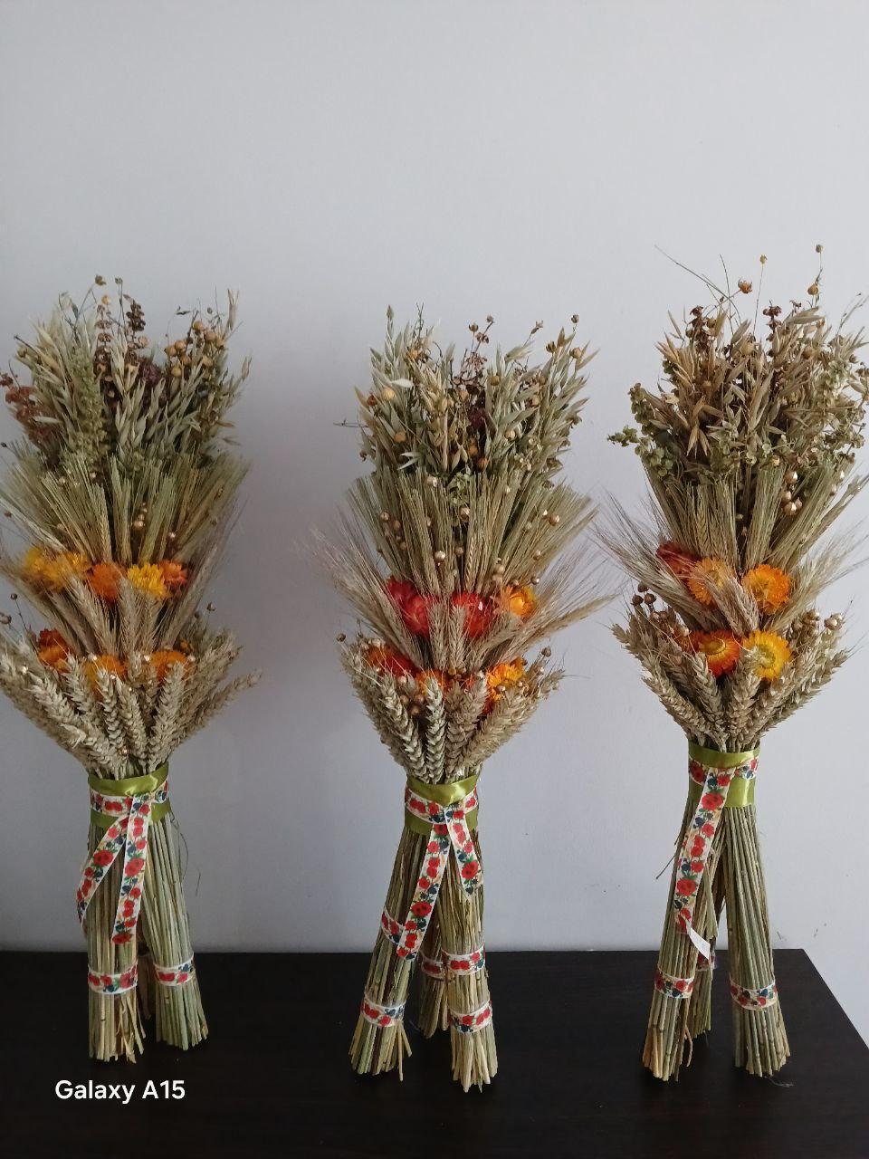 Дидух рождественский из колосья пшеницы/льна и овса на трех ножках 50-55 см с лентой вышиванкой Белый (2822836732) - фото 8