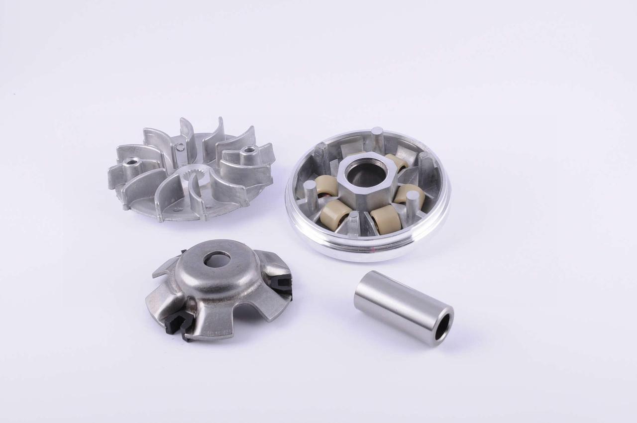 Вариатор передний DONGXIN 4T GY6 125/150 палец/не полная щека (2177146647) Вариатор передний DONGXIN 4T GY6 125/150 палец/не полная щека (2177146647)