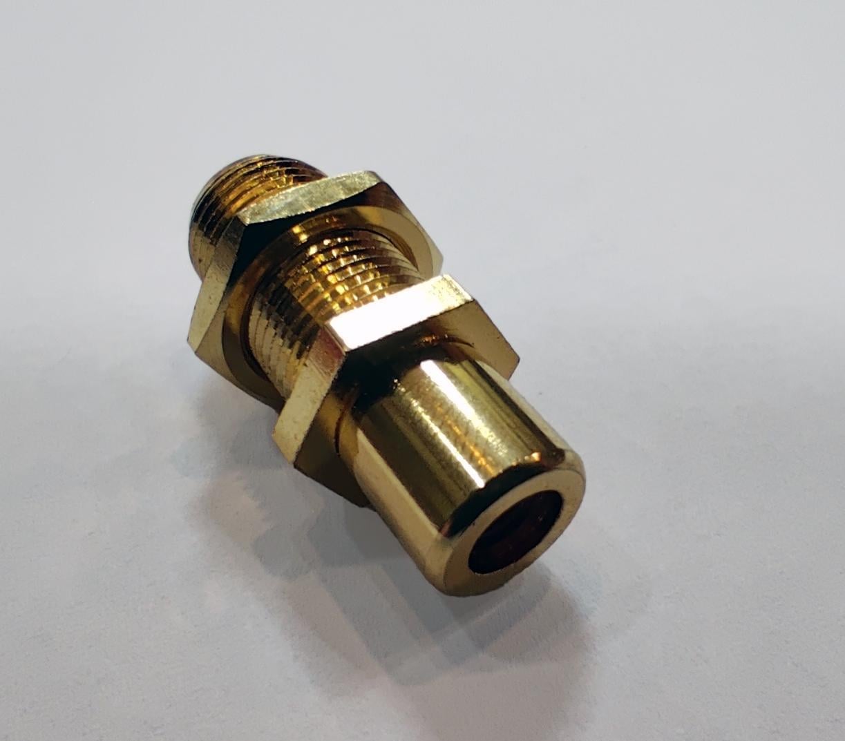 Разъем RCA на панель AC-F023 (000002059) Разъем RCA на панель AC-F023 (000002059)