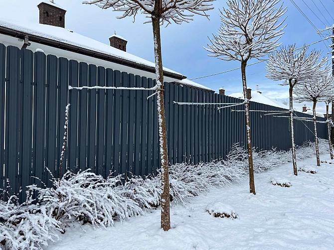 Евроштакетник металлический 2 м 0,45 мм матовый RAL 8017 Коричневый (sh-29083/2) - фото 6 Евроштакетник металлический 2 м 0,45 мм матовый RAL 8017 Коричневый (sh-29083/2) - фото 6