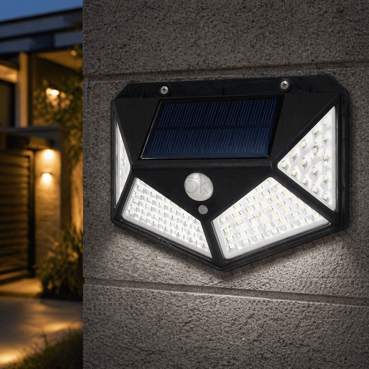 Настенный уличный фонарь 100 LED с датчиком движения и солнечной панелью (HP-L-7)
