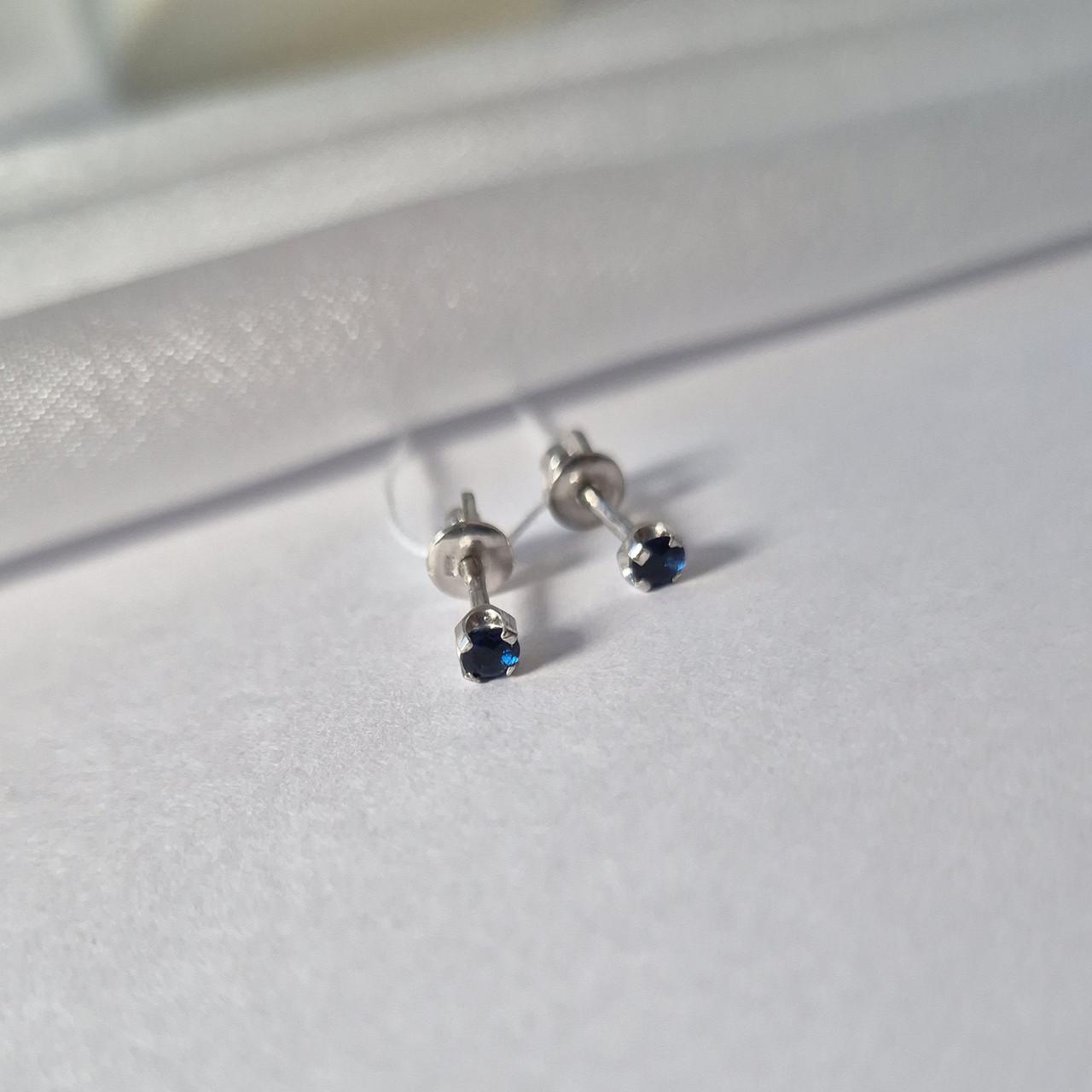 Серьги на закрутках с синим камнем 3 мм 925 пробы 0,85 г (72305с)