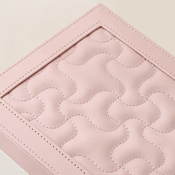 Органайзер для бижутерии и украшений 18497 13,5х17х23 см Молочный (5004690) - фото 4 Органайзер для бижутерии и украшений 18497 13,5х17х23 см Молочный (5004690) - фото 4