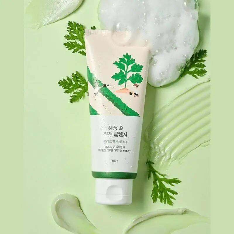 Пенка успокаивающая очищающая ROUND LAB MUGWORT Calming Cleanser 150 мл (10461570)