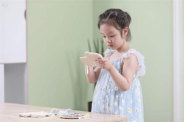 Дерев'яна шнурівка Viga Toys PolarB Звірята (44044) - фото 7 Дерев'яна шнурівка Viga Toys PolarB Звірята (44044) - фото 7