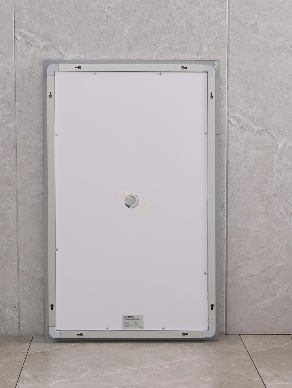 Зеркало MIXXUS HARD MR06-60x80 с LED Touch/Anti-fog с димером/регулировкой яркости/часами (MI6929) - фото 6 Зеркало MIXXUS HARD MR06-60x80 с LED Touch/Anti-fog с димером/регулировкой яркости/часами (MI6929) - фото 6