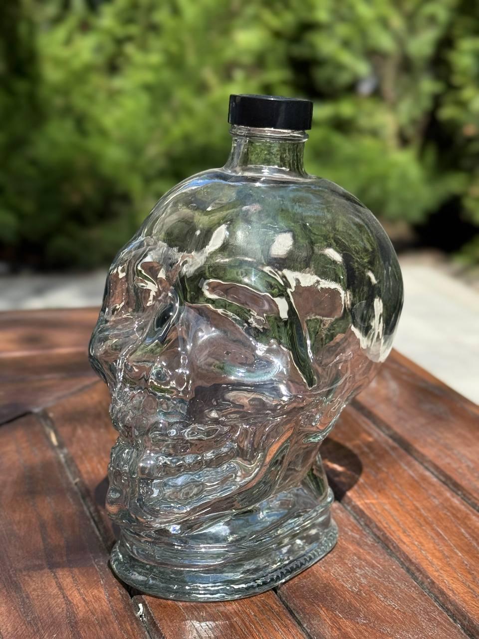 Бутылка с крышкой Череп 1 л (KT667) - фото 2 Бутылка с крышкой Череп 1 л (KT667) - фото 2