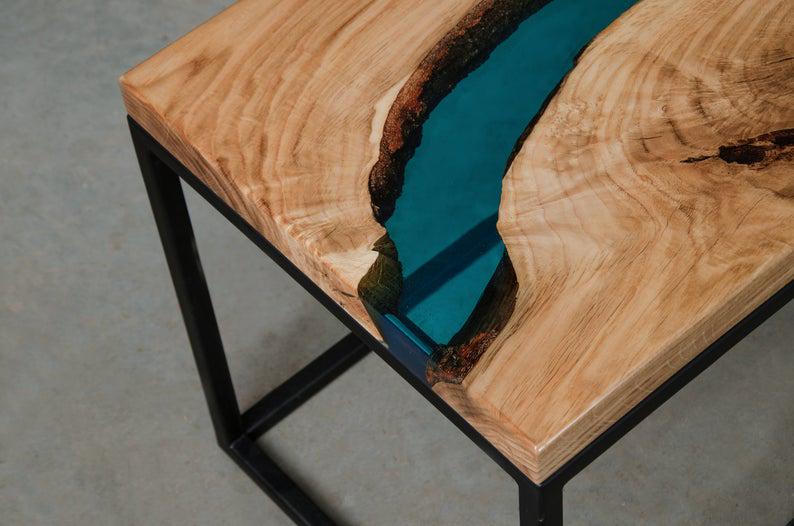 Стол журнальный река Бостон дизайнерский из прозрачной синей эпоксидной смолый и массива ореха 700х400х440 мм - фото 9 Стол журнальный река Бостон дизайнерский из прозрачной синей эпоксидной смолый и массива ореха 700х400х440 мм - фото 9