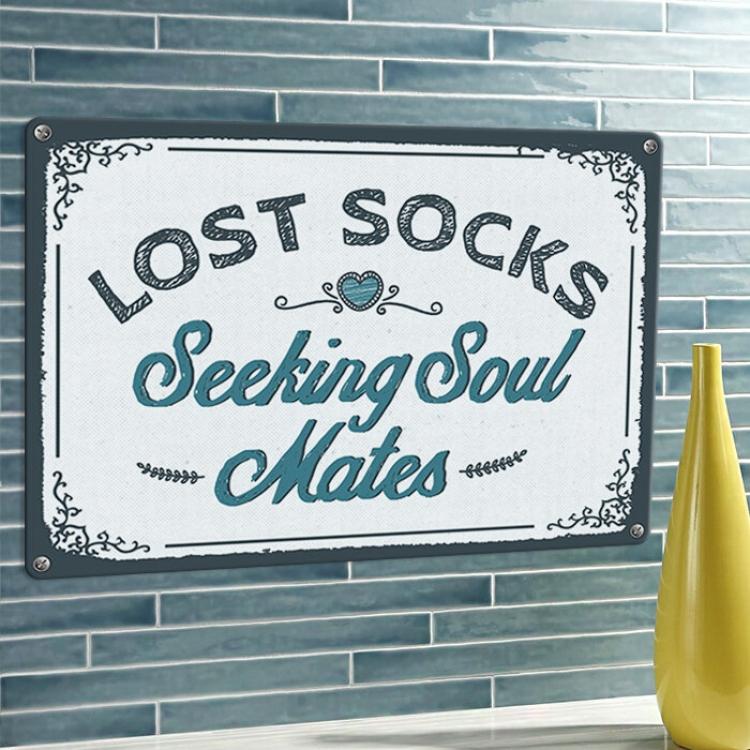Табличка интерьерная металлическая "Lost socks" Табличка интерьерная металлическая "Lost socks"
