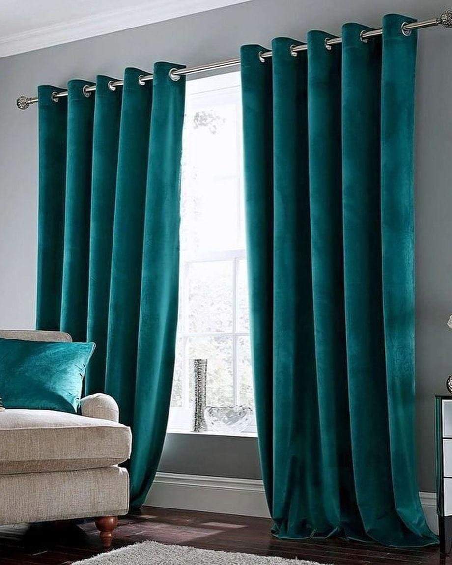 Комплект штор на люверсах бархат 2х2,7 м 2 шт. Бирюзовый (7004ш)