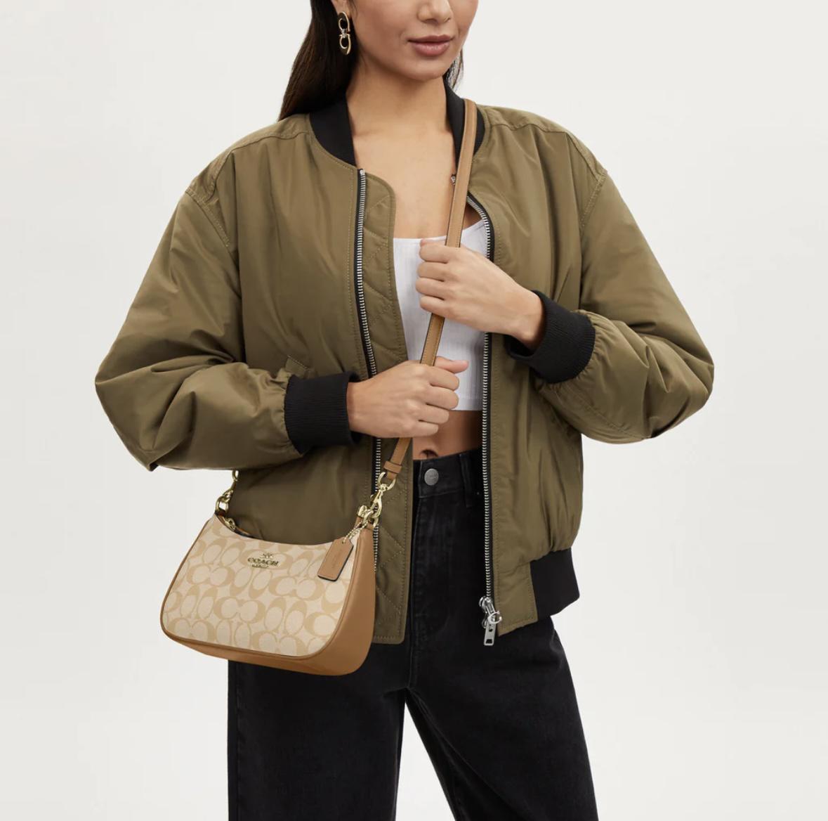 ᐉ Сумка жіноча Coach Teri Shoulder Bag In Signature Canvas CA548