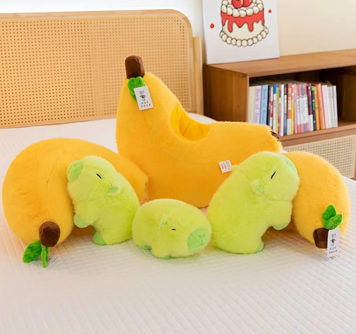 Мягкая игрушка объятия Капибара с бананом 32 см Зеленый (2601015257) - фото 7 Мягкая игрушка объятия Капибара с бананом 32 см Зеленый (2601015257) - фото 7