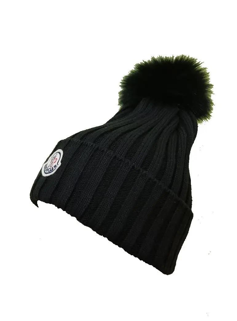 Шапка женская Moncler Patch Pompom Beanie Hat MB-10007 Black