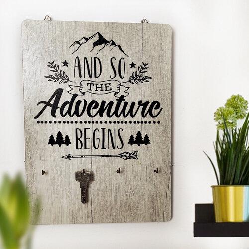 Ключниця настінна вертикальна And so the adventure begins (KEDB_20F001)