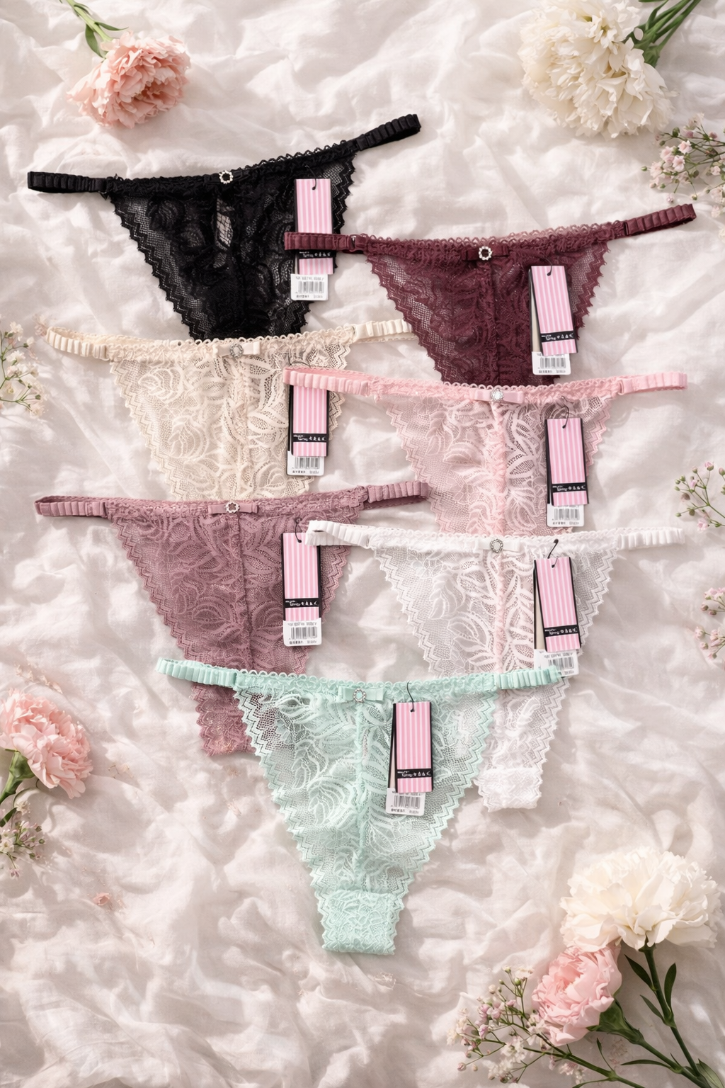 Набір жіночих мереживних трусиків 7 шт. One size (Q8174)