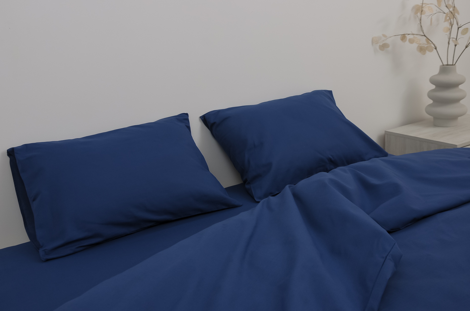 Комплект постельного белья семейный Amore Glux-1033 бязь Темно-синий (KPB-As-GLux-1033bl(50x70)_) - фото 5 Комплект постельного белья семейный Amore Glux-1033 бязь Темно-синий (KPB-As-GLux-1033bl(50x70)_) - фото 5