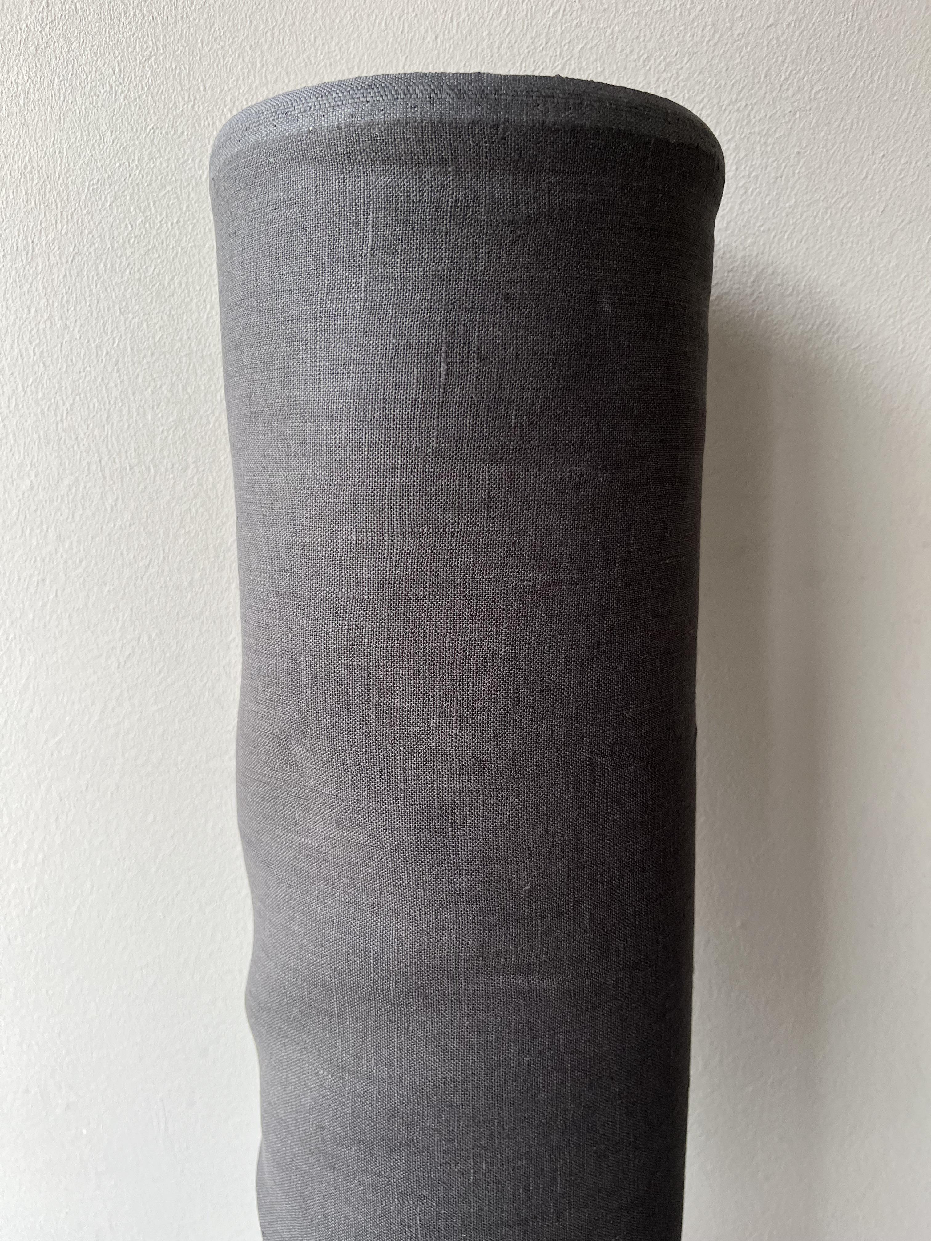 Ткань льняная скатерная Linen Plus 148 см 744 Серый