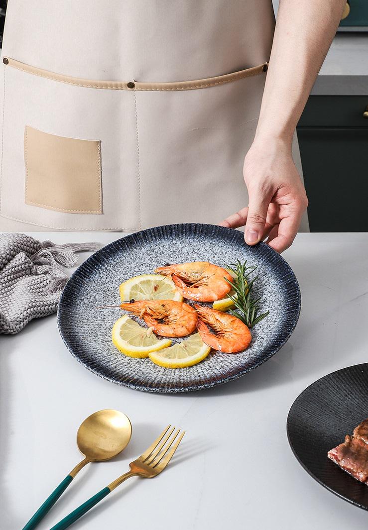 Тарілка десертна 14245 20х2 см Сірий (4705795) - фото 4 Тарілка десертна 14245 20х2 см Сірий (4705795) - фото 4