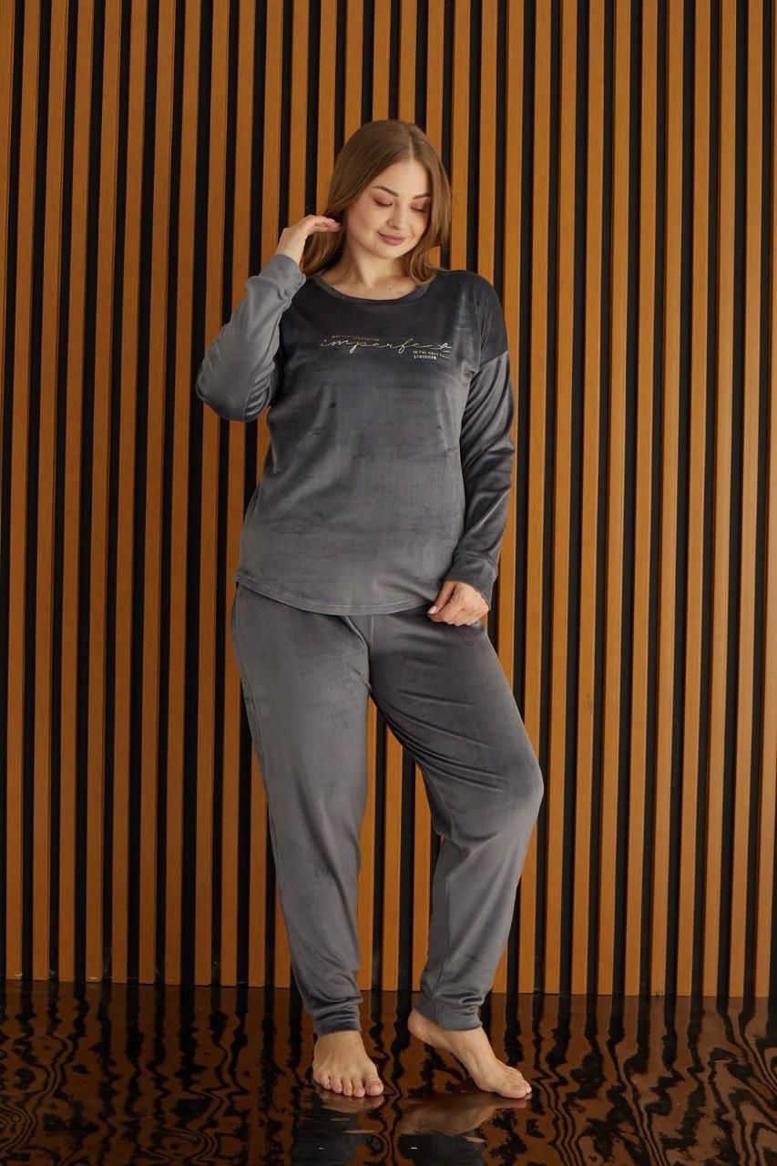 Пижама-костюм женская из велюра 5XL Графит (PJ4220-10) - фото 2 Пижама-костюм женская из велюра 5XL Графит (PJ4220-10) - фото 2
