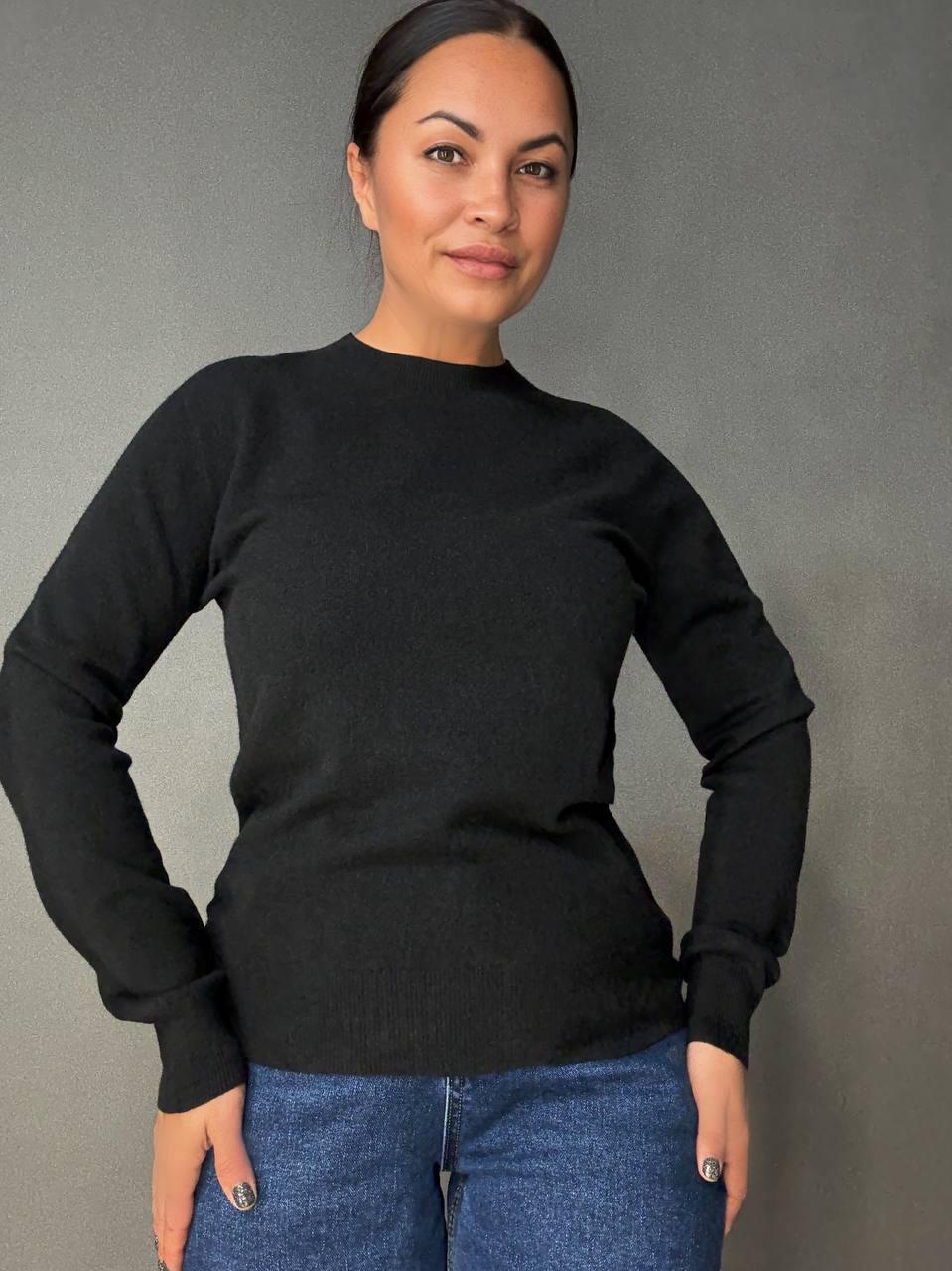 Светр жіночий A-N 2403 водолазка гольф базовий з круглим горлом OS Чорний (5714)