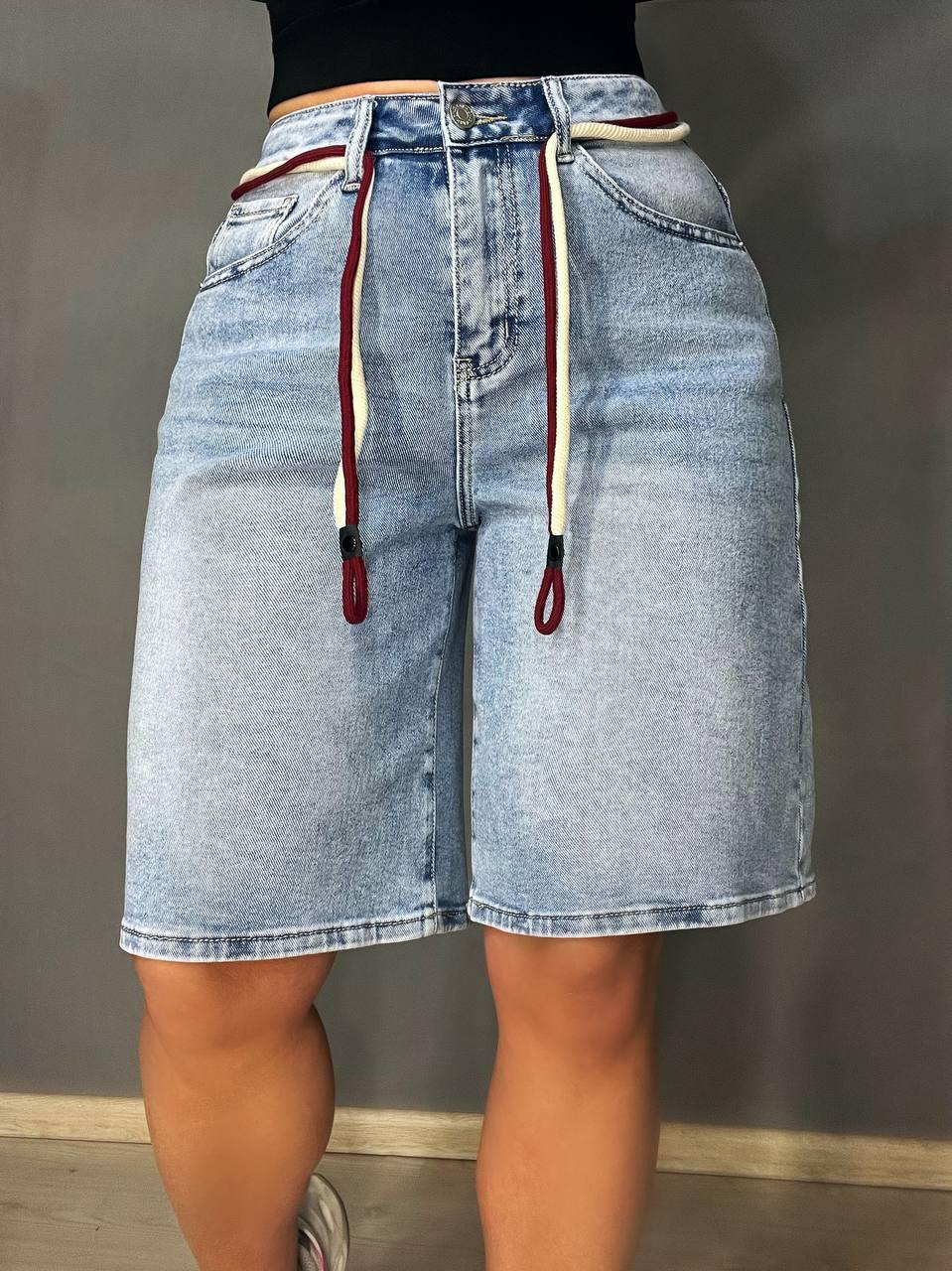 Шорты женские джинсовые Liana 4-011 бермуды широкие длина до колен пояс веревка стрейчевые р. 26 Голубой (3929) - фото 8 Шорты женские джинсовые Liana 4-011 бермуды широкие длина до колен пояс веревка стрейчевые р. 26 Голубой (3929) - фото 8