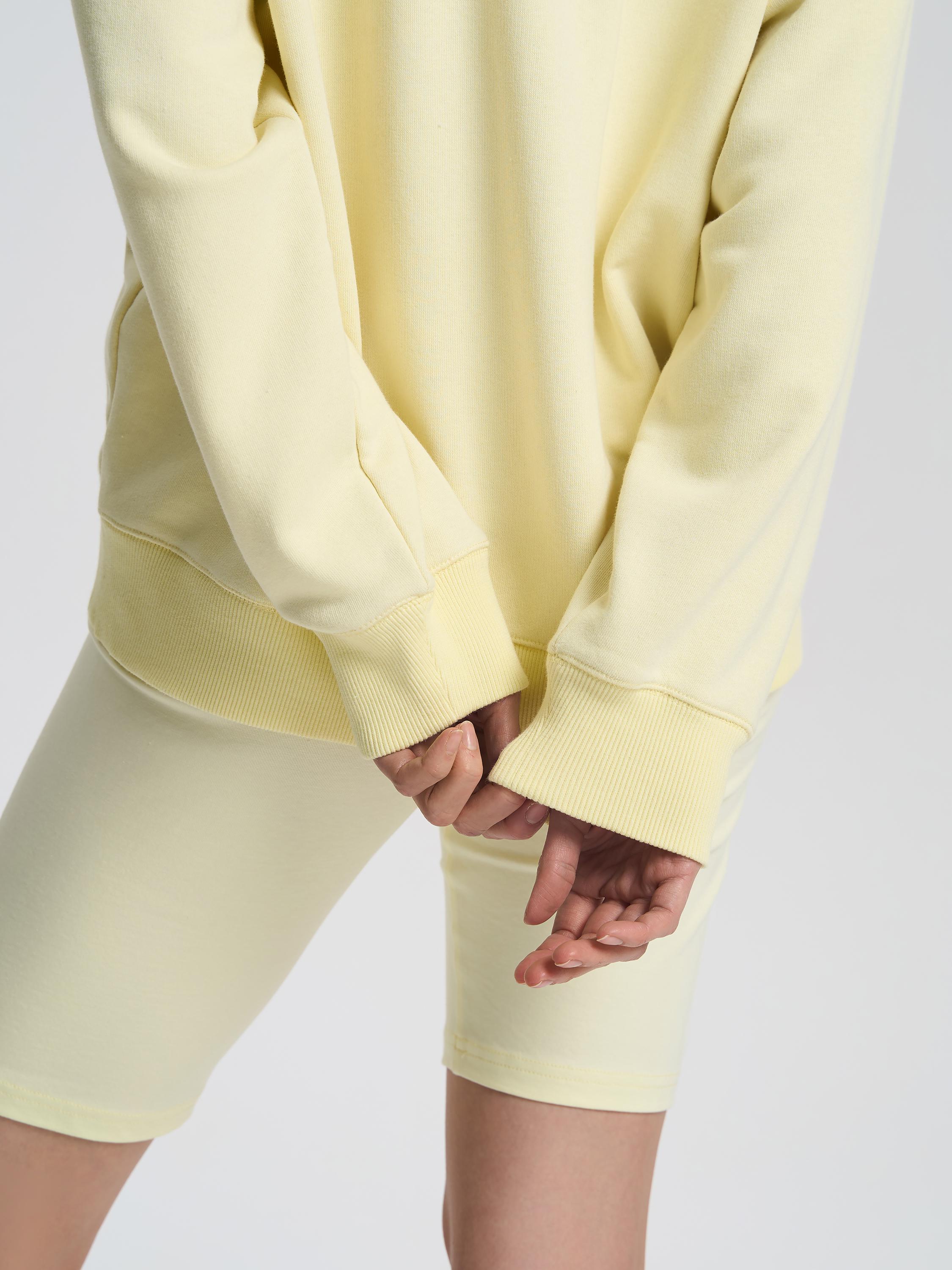 Світшот-реглан жіночий укорочений ROZA 231111 M Ніжно-жовтий (4824005718922) - фото 3 Світшот-реглан жіночий укорочений ROZA 231111 M Ніжно-жовтий (4824005718922) - фото 3