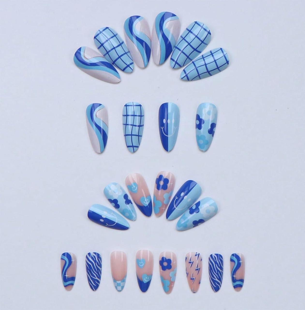 Комплект накладних нігті Blue Fantasy мигдаль середньої довжини з клейовими пластинами 24 шт. Синій (2789190674) - фото 4
