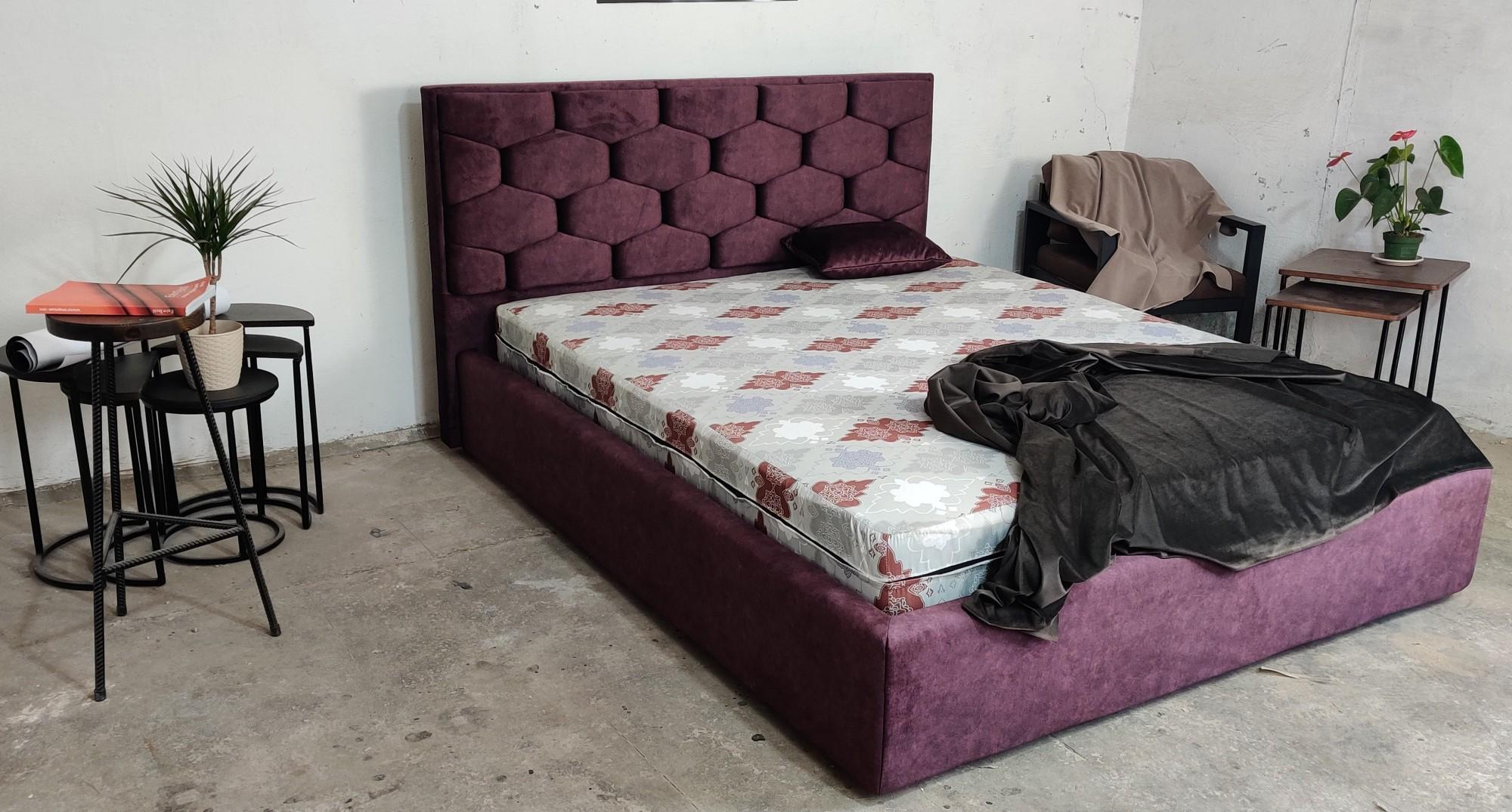 Кровать двуспальная BNB Octavius Premium Simple 160х200 см Фиолетовый (bnb_0179) - фото 4 Кровать двуспальная BNB Octavius Premium Simple 160х200 см Фиолетовый (bnb_0179) - фото 4